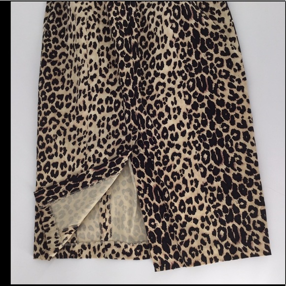 bebe (Sm) Leopard print ,v-neck empire waist dress - Picture 6 of 7
